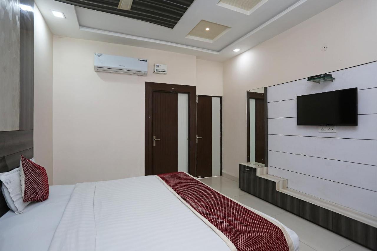 Oyo 3202 Hotel Gayatri Residency Agra (Uttar Pradesh) Exterior foto